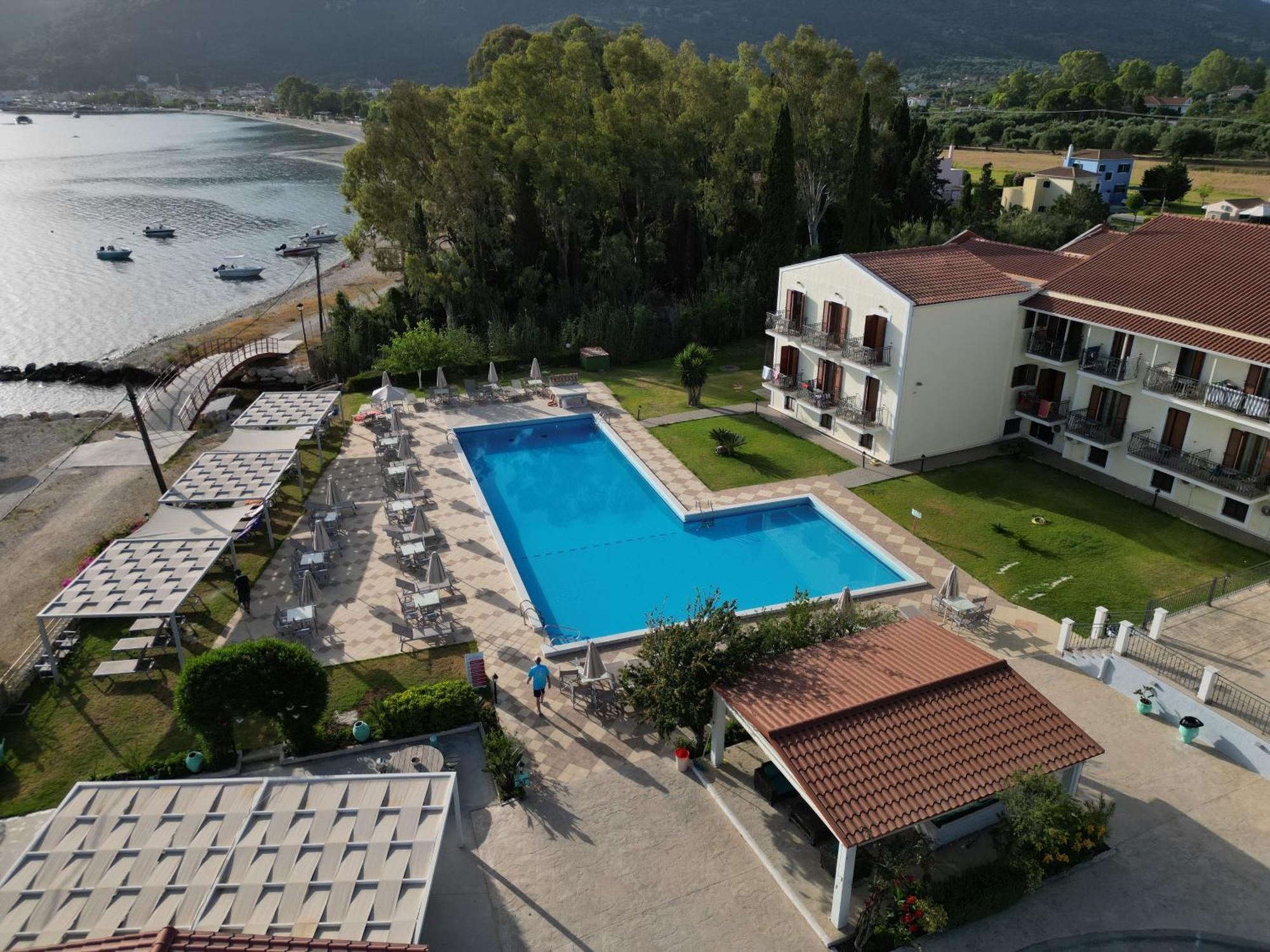 Sami Beach Hotel Bagian luar foto